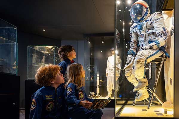 Exkursion European Space Research and Technology Centre in den Niederlanden