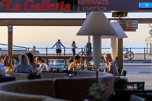 Restaurant am Boulevard von Scheveningen Niederlande