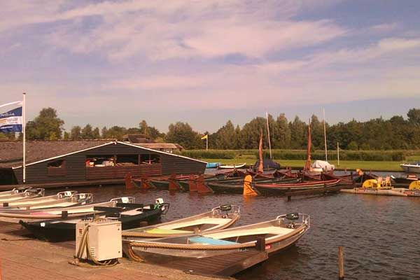 Bootsvermietung in Giethoorn Niederlande