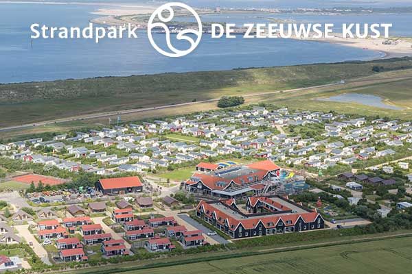 Strandpark mit Mietunterkuenfte de Zeeuwse Kust Niederlande