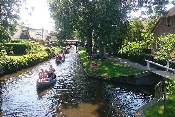 Giethoorn in den Niederlanden