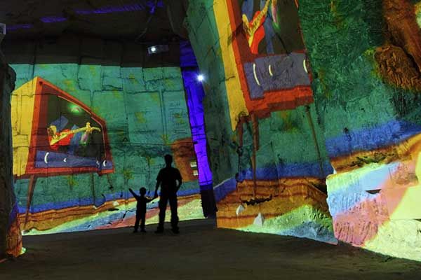 Cave Experience Niederlande Licht Show Sie erleben eine Licht und AkustikShow