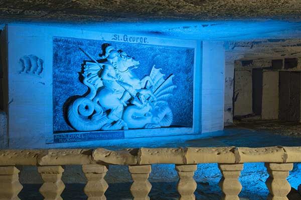 Auf die Wande der Gemeindehohle in den Niederlanden wird die alteste Kunst der Menschheitsgeschichte aus der Eiszeit projiziert Kunstwerke von vor 30000 Jahren erwachen