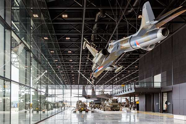 Zwischen Panzern und Flugzeuge in den Niederlanden