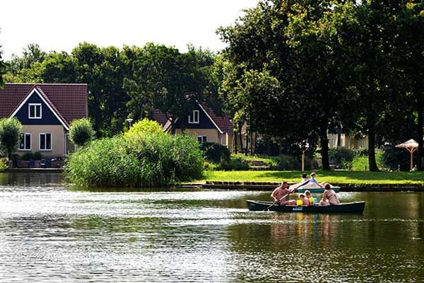 Ferienwohnung am Wasser in den Niederlanden