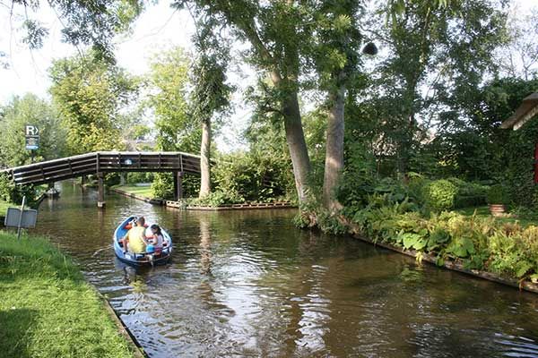 Bootsverleih Giethoorn Niederlande