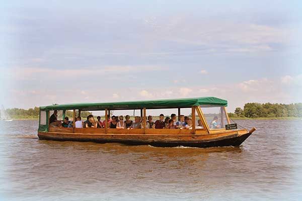 Bootsverleih Giethoorn Niederlande